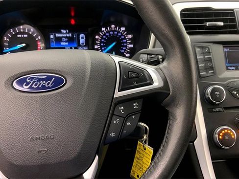 Used 2015 Ford Fusion SE w/ Equipment Group 201A image 23