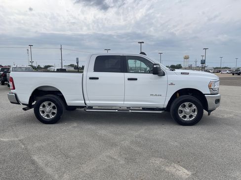 Used 2024 RAM 2500 Big Horn AWD/4WD image 3