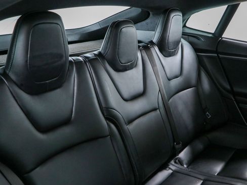 Used 2019 Tesla Model S 75D AWD/4WD image 27