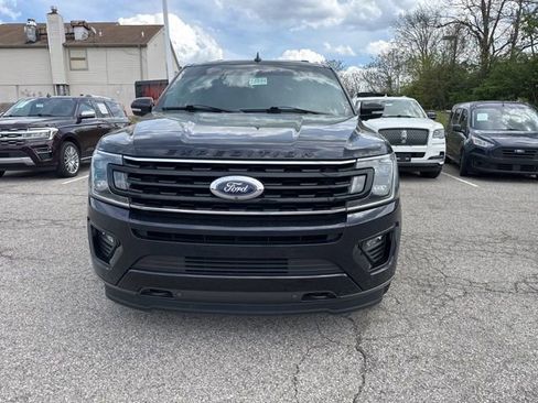 Used 2021 Ford Expedition Limited AWD/4WD image 2