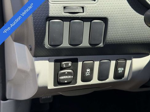 Used 2012 Toyota Tacoma 4x4 Double Cab w/ Convenience Pkg image 18