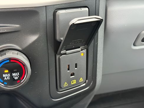 New 2025 Ford F350 XL w/ 360-Degree Camera Package RWD image 18