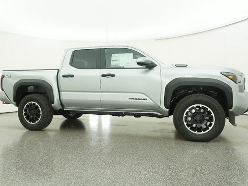 New 2025 Toyota Tacoma TRD Off-Road image 64