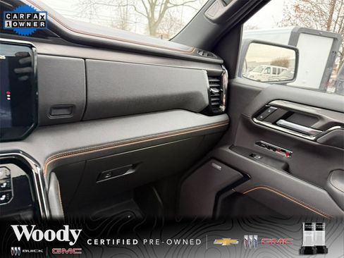 Certified 2022 GMC Sierra 1500 AT4 w/ AT4 Preferred Package image 27