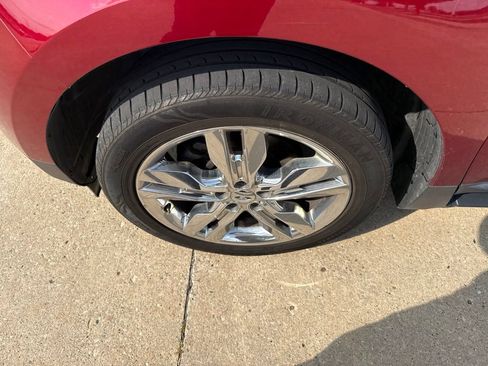 Used 2013 Ford Edge Limited FWD image 12