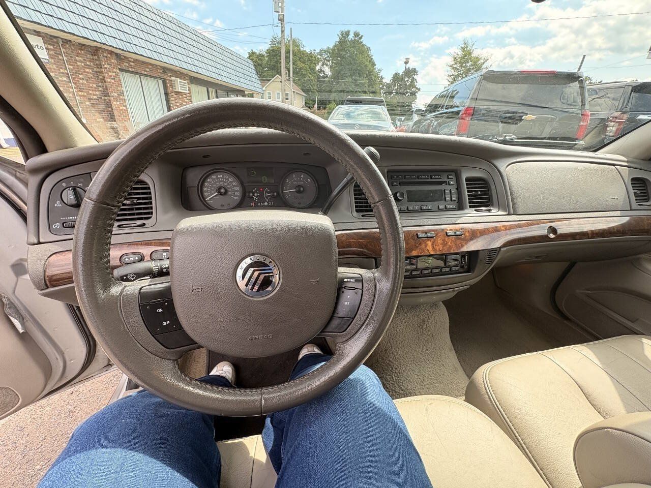Used 2008 Mercury Grand Marquis LS RWD image 28