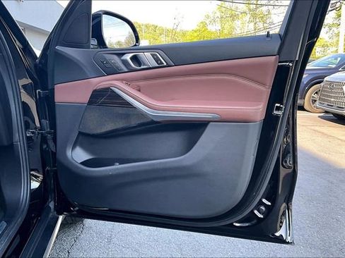 Used 2019 BMW X5 xDrive40i w/ Luxury Seating Package AWD/4WD image 28