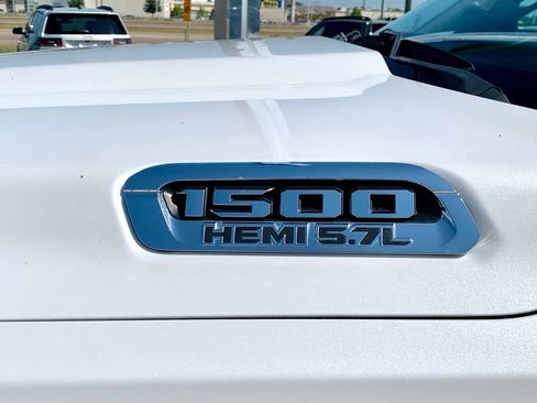 Used 2019 RAM 1500 Laramie RWD image 10