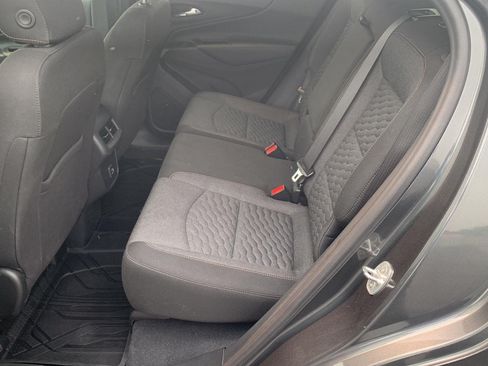 Used 2021 Chevrolet Equinox LT AWD/4WD image 18