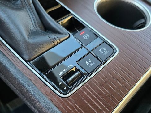 Used 2021 Toyota Sienna XLE image 34