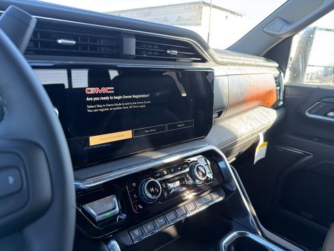 New 2026 GMC Sierra 2500 Denali w/ Denali Reserve Package image 12