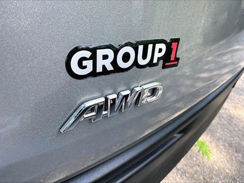 Certified 2023 Toyota Sienna XLE AWD/4WD image 10