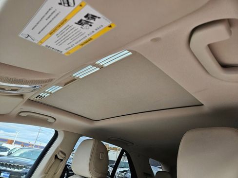 Used 2020 Mercedes-Benz GLE 350 4MATIC image 18