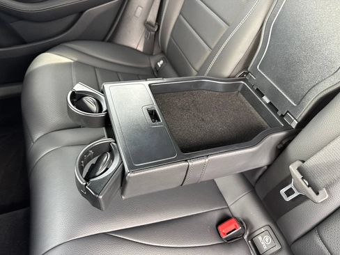 Used 2019 Mercedes-Benz GLC 300 4MATIC Coupe image 48