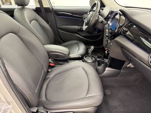 Certified 2023 MINI Cooper 4-Door Hardtop image 27