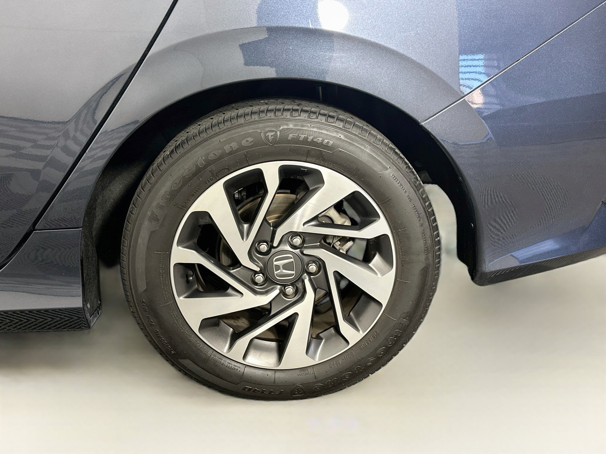 Used 2018 Honda Civic EX image 11