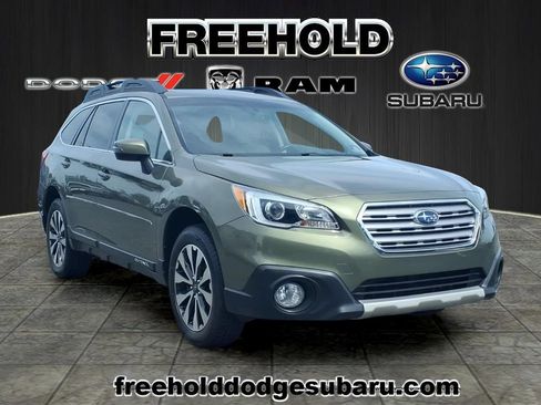 Used 2017 Subaru Outback 2.5i Limited AWD/4WD image 1