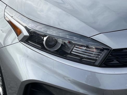 Used 2024 Kia Forte LXS w/ LXS Technology Package image 9