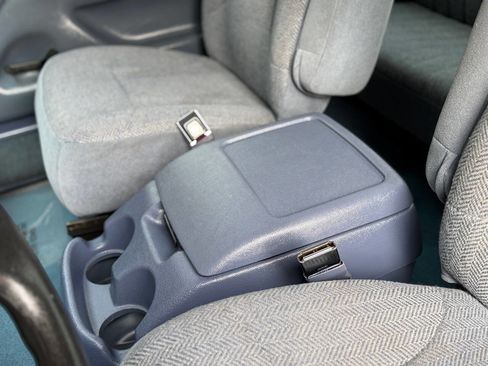 Used 1993 Ford F250 XLT image 23