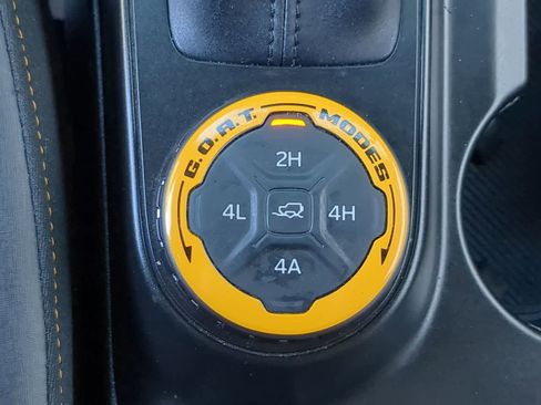 Used 2022 Ford Bronco Badlands w/ Sasquatch Package image 39