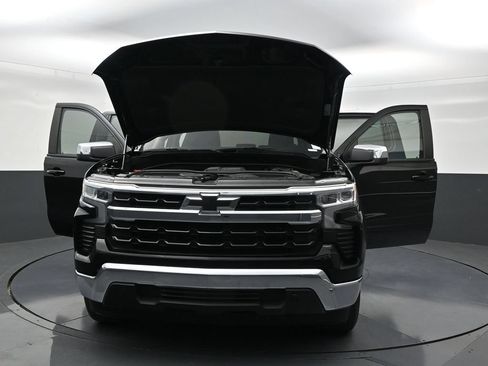 Used 2021 Chevrolet Silverado 1500 RST RWD image 30