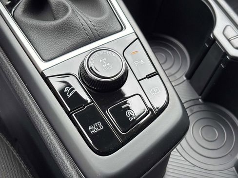 New 2025 Kia Sportage LX image 29