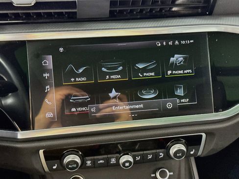 Used 2024 Audi Q3 2.0T Premium image 17