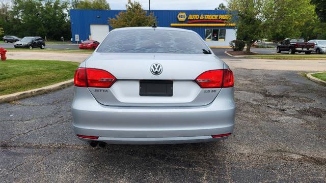 Used 2013 Volkswagen Jetta SE FWD image 11
