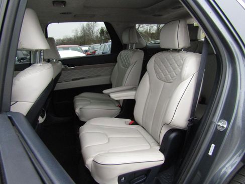 Used 2022 Hyundai Palisade Calligraphy w/ Cargo Package image 22