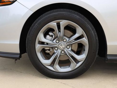 Certified 2024 Honda Accord EX image 9
