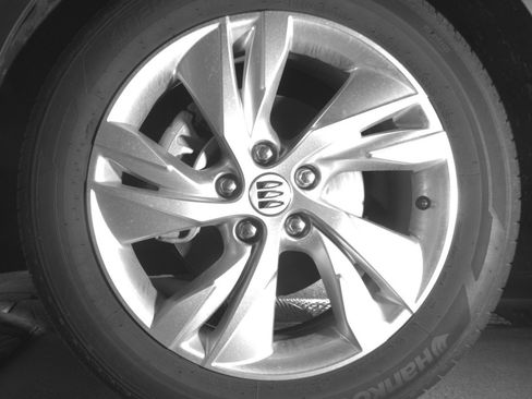 Used 2025 Buick Encore GX Preferred image 12