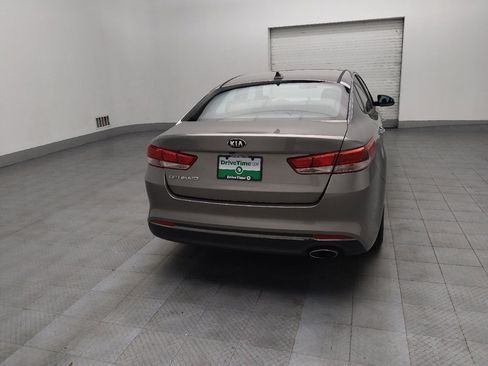 Used 2016 Kia Optima LX image 7