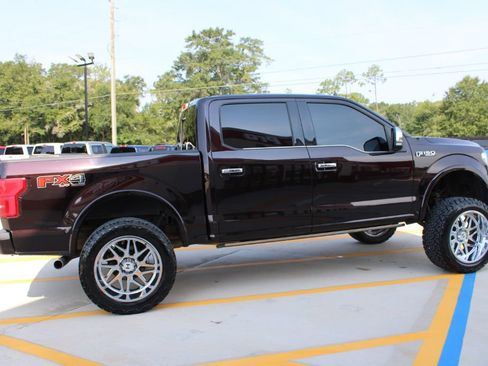Used 2018 Ford F150 Platinum w/ Equipment Group 701A Luxury AWD/4WD image 7