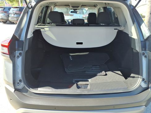 Certified 2023 Nissan Rogue SV image 8