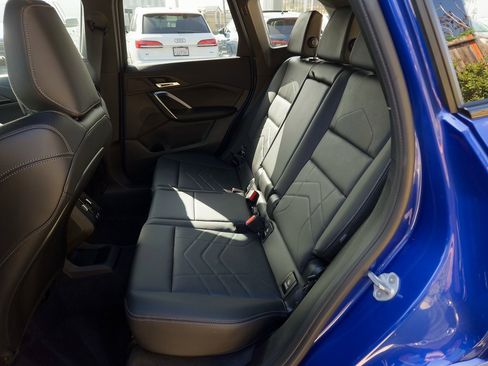 Used 2025 BMW X1 xDrive28i w/ M Sport Package image 21