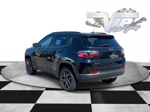 Used 2026 Jeep Compass Limited w/ Sun, Sound & Navigation Group AWD/4WD image 4