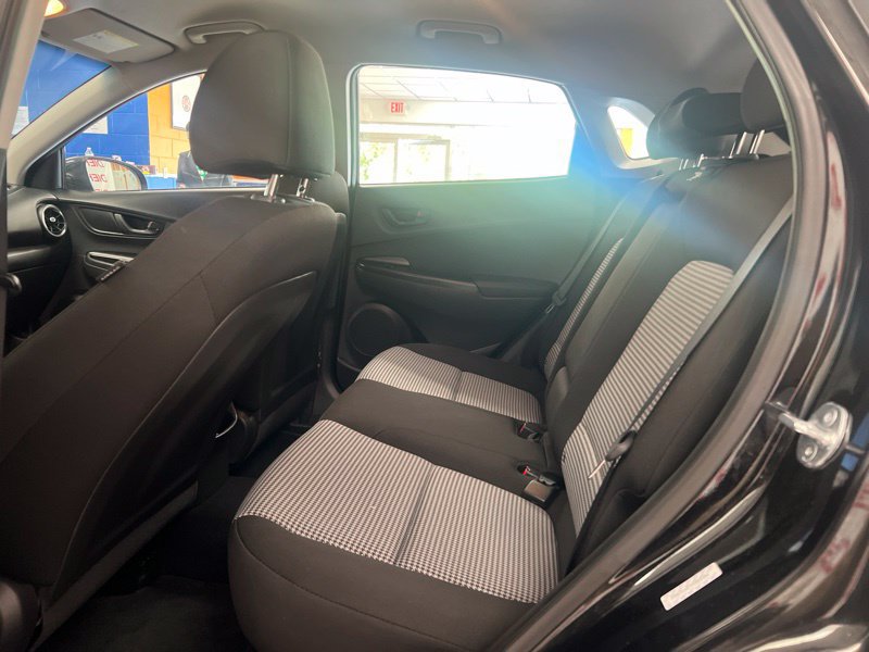 Used 2023 Hyundai Kona SE AWD/4WD image 15