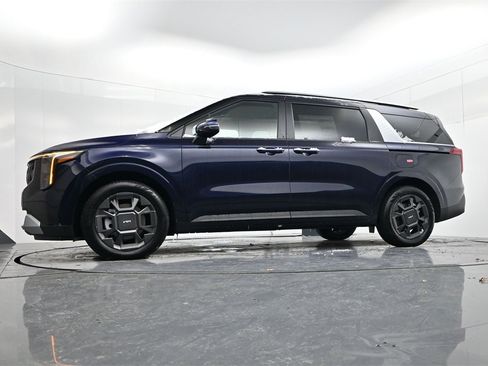 New 2026 Kia Carnival EX image 38