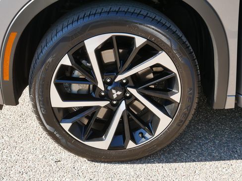 Used 2022 Mitsubishi Outlander SEL AWD/4WD image 15