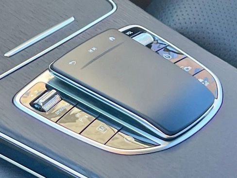 Certified 2022 Mercedes-Benz GLC 300 4MATIC image 30