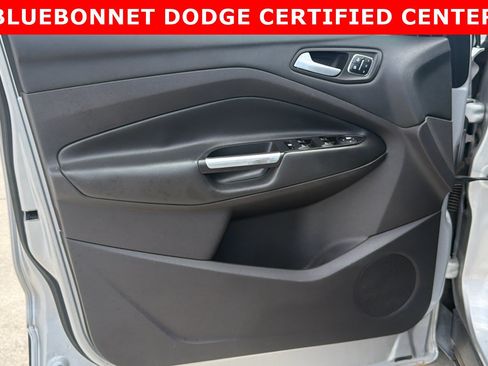 Used 2015 Ford Escape Titanium w/ Equipment Group 301A AWD/4WD image 9