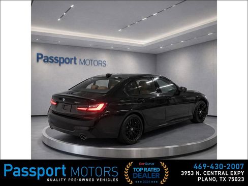 Used 2024 BMW 330i xDrive Sedan w/ Premium Package AWD/4WD image 4
