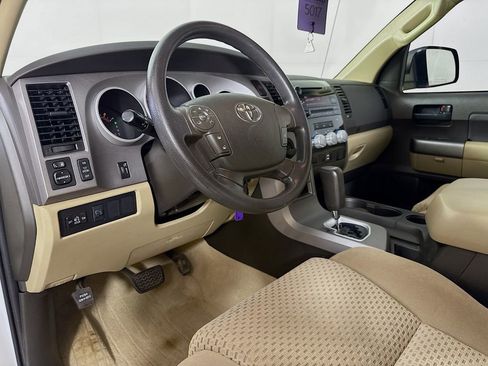 Used 2011 Toyota Tundra 2WD Double Cab w/ SR5 Pkg image 9