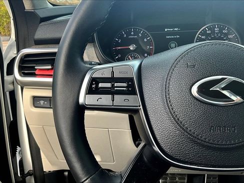 Used 2020 Kia Telluride SX w/ SX Prestige Package AWD/4WD image 13