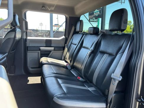 Used 2017 Ford F150 XLT AWD/4WD image 21