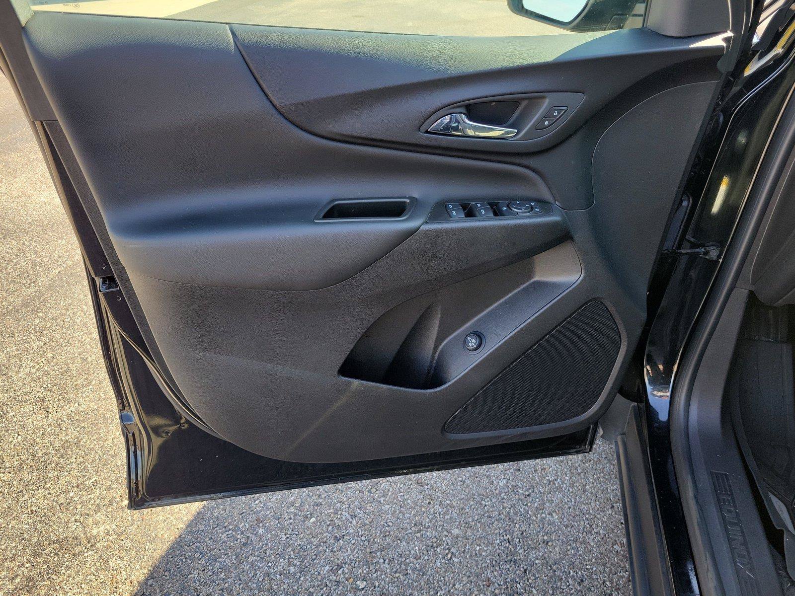 Used 2024 Chevrolet Equinox LT FWD image 19