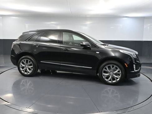 Used 2021 Cadillac XT5 Sportv image 4