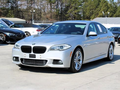 Used 2013 BMW 535i Sedan image 3