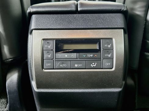 Used 2023 Lexus GX 460 Premium w/ Premium Plus Package AWD/4WD image 28