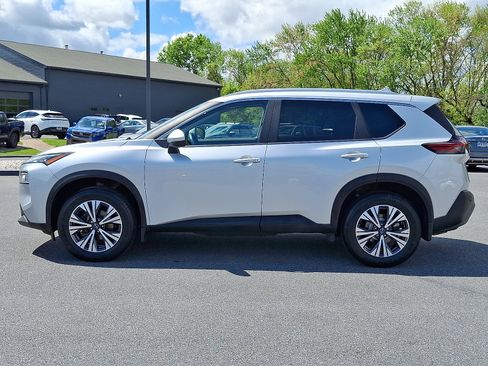 Certified 2023 Nissan Rogue SV w/ SV Premium Package AWD/4WD image 5